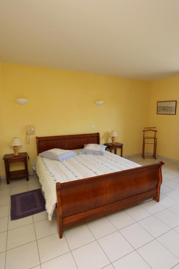 Hotel Le Relais Du Chateau Grignols  المظهر الخارجي الصورة